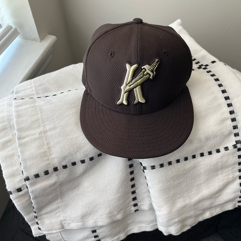 Knights Fitted Cap, Black & gold, Size 6-7/8